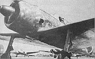 Ki-43-II, patriaci do leteckej školy Akeno