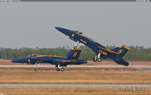 Vzlet Blue Angels No.5 a 6...