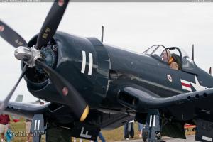 Vought F4U-4 Corsair s/n 9513 N240CA