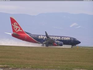 Boeing 737   OM-NGN