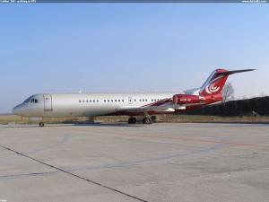 Fokker 100 - parking in BTS