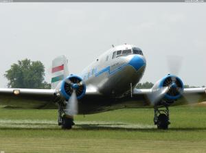 Lisunov Li-2