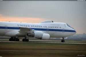B 747