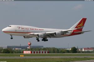 B747-400F YZR, B-2435 v PRG