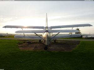 An-2 tesne pred západom slnka