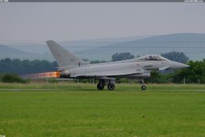 EF-2000