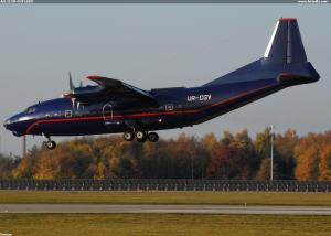 AN-12 UR-CGV LKPD