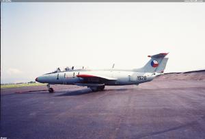 L-29 Delfín