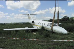 Cessna v poli