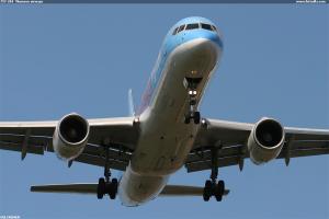 757-204  Thomson airways