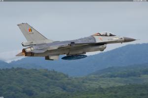 F-16