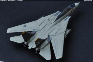 F-14A Tomcat  "JOLLY ROGERS" - 1:144 Revell